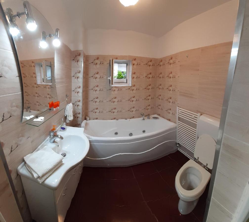 Casa Georgeta Pension Bran  Buitenkant foto